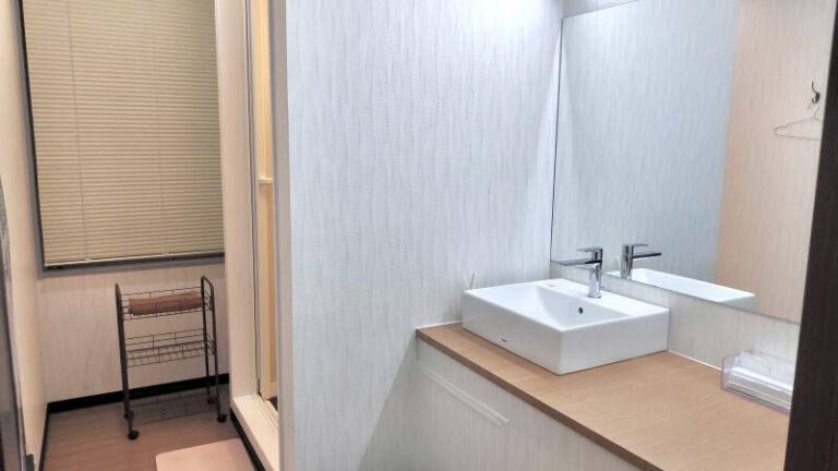 三軒茶屋　シャワールーム