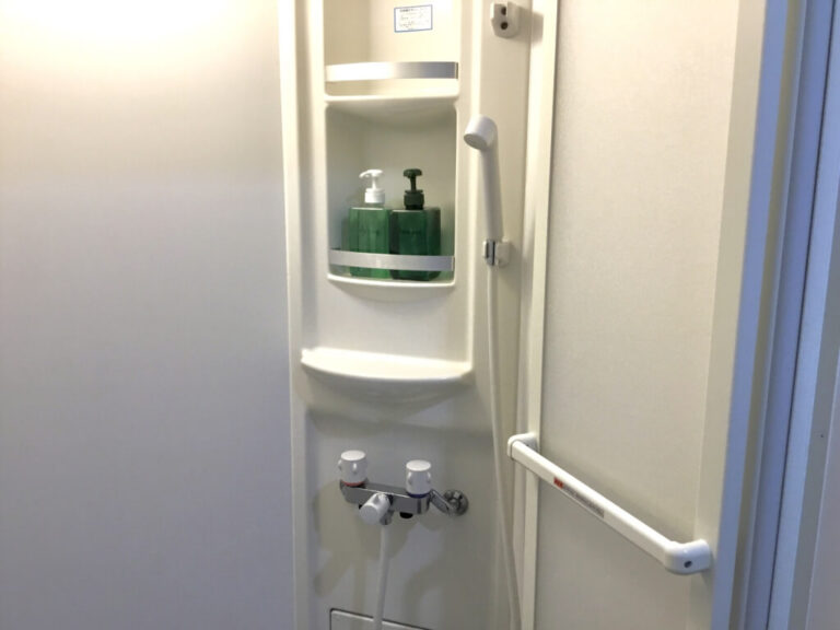 堺東　シャワールーム