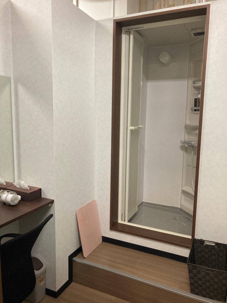 渋谷　シャワールーム②