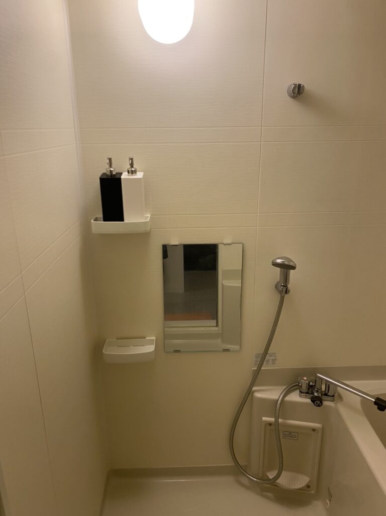 千種　シャワー室