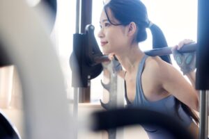 パーソナルトレーニングではどんなメニューを行う？内容やセッションの流れ